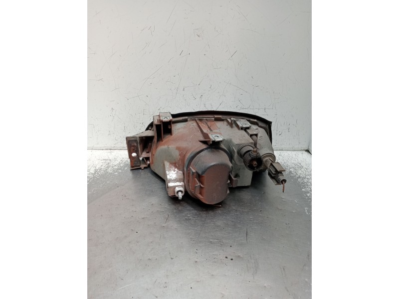 Recambio de faro derecho para renault clio i (b/c57_, 5/357_) 1.9 d (b/c/s576, b/c/s57l) referencia OEM IAM   1996