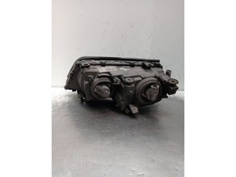 Recambio de faro derecho para bmw 3 (e46) 320 d referencia OEM IAM 63127165770 5830100001 2001