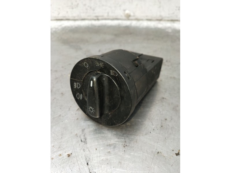 Recambio de mando luces para volkswagen golf iv (1j1) 1.9 tdi referencia OEM IAM   1998