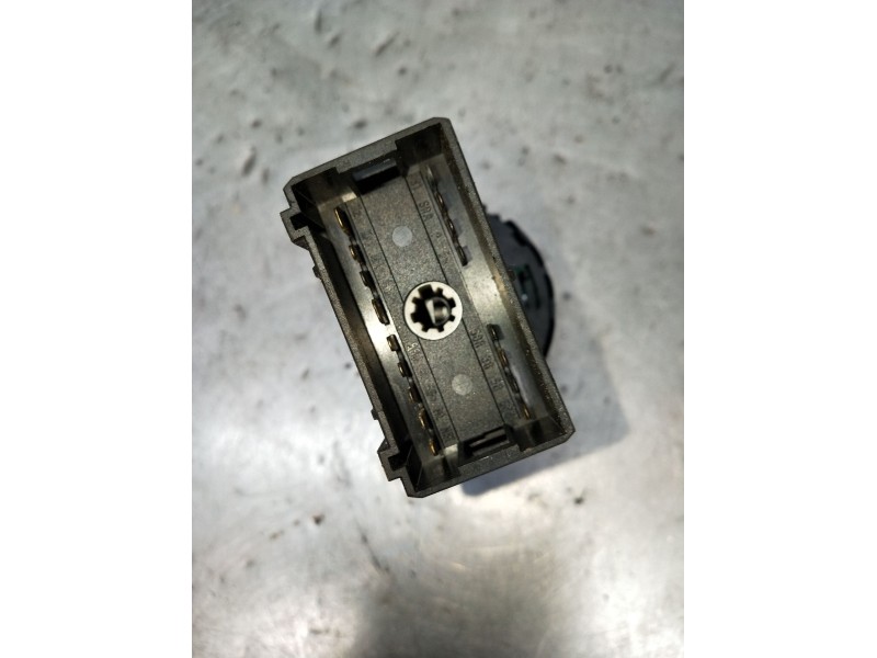 Recambio de mando luces para volkswagen golf iv (1j1) 1.9 tdi referencia OEM IAM   1998