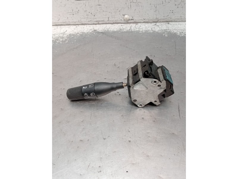Recambio de mando luces para renault clio i (b/c57_, 5/357_) 1.9 d (b/c/s576, b/c/s57l) referencia OEM IAM 7700842114A 34360001 