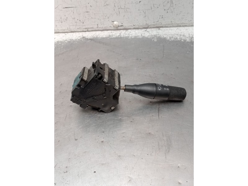 Recambio de mando luces para renault clio i (b/c57_, 5/357_) 1.9 d (b/c/s576, b/c/s57l) referencia OEM IAM 7700842114A 34360001 