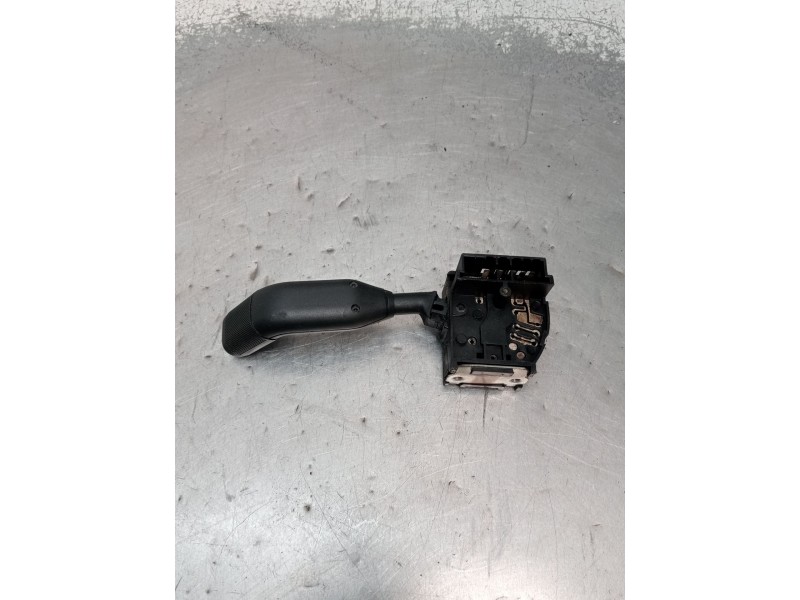 Recambio de mando limpia para renault clio i (b/c57_, 5/357_) 1.9 d (b/c/s576, b/c/s57l) referencia OEM IAM   1996