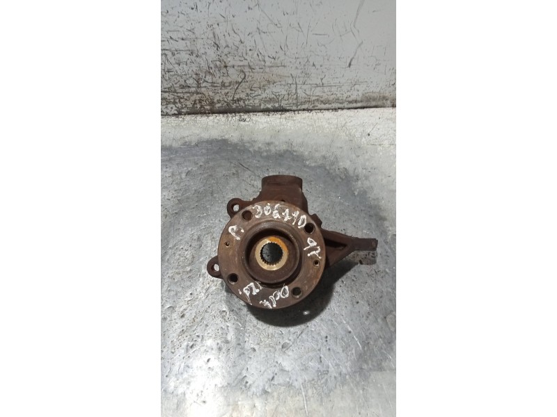 Recambio de mangueta delantera izquierda para peugeot 306 berlina 3/4/5 puertas (s2) boulebard referencia OEM IAM   