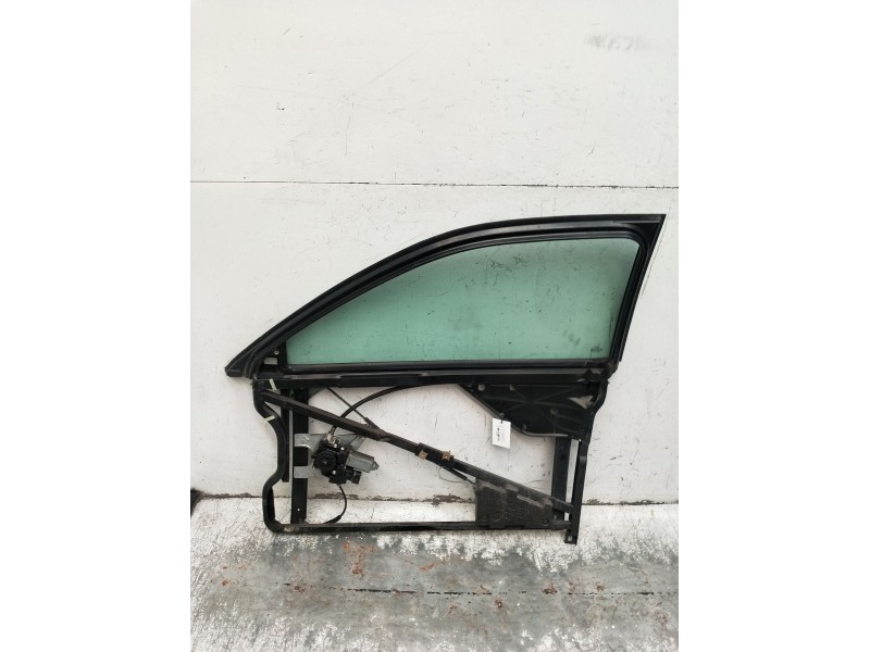 Recambio de elevalunas delantero derecho para audi a3 (8l1) 1.9 tdi referencia OEM IAM 8L3837754 3P 1996