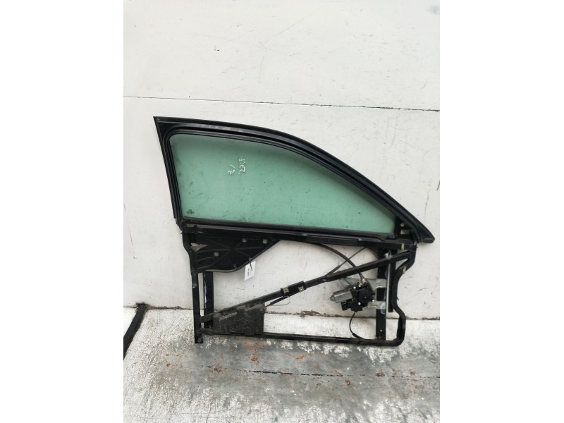 Recambio de elevalunas delantero izquierdo para audi a3 (8l1) 1.9 tdi referencia OEM IAM 8L3837753 3P 1996