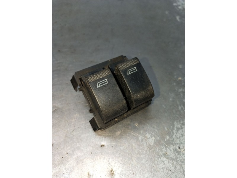 Recambio de mando elevalunas delantero izquierdo para audi a3 (8l1) 1.9 tdi referencia OEM IAM 8L0959851 3P 1996