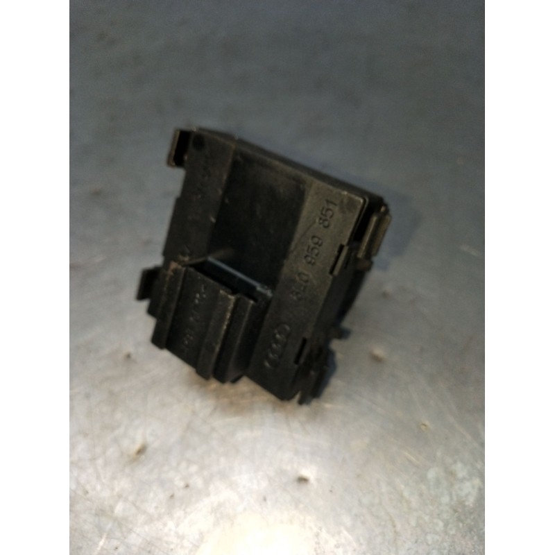 Recambio de mando elevalunas delantero izquierdo para audi a3 (8l1) 1.9 tdi referencia OEM IAM 8L0959851 3P 1996