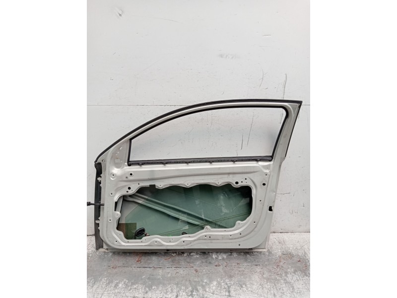 Recambio de puerta delantera derecha para volvo c30 (533) 1.6 d referencia OEM IAM   