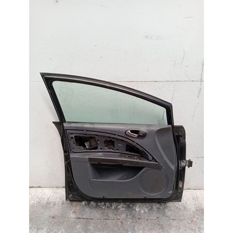 Recambio de puerta delantera izquierda para seat leon (1p1) 1.9 tdi referencia OEM IAM   