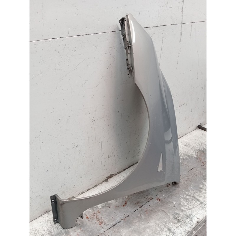 Recambio de aleta delantera izquierda para renault espace iv (jk0/1_) 2.0 dci (jk02, jk03) referencia OEM IAM   