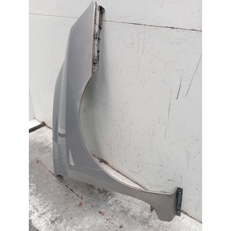 Recambio de aleta delantera derecha para renault espace iv (jk0/1_) 2.0 dci (jk02, jk03) referencia OEM IAM   