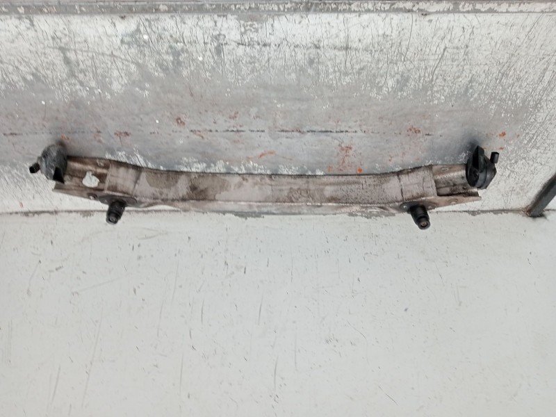 Recambio de refuerzo paragolpes delantero para audi a4 b7 avant (8ed) 2.0 tdi 16v referencia OEM IAM   2005
