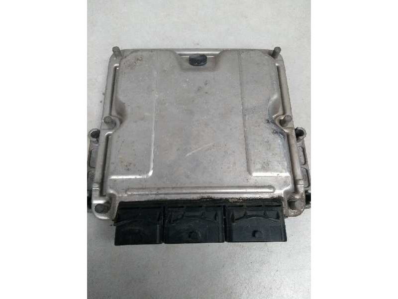 Recambio de centralita motor uce para opel movano referencia OEM IAM 0281010320 HOM8200106111 8200110105