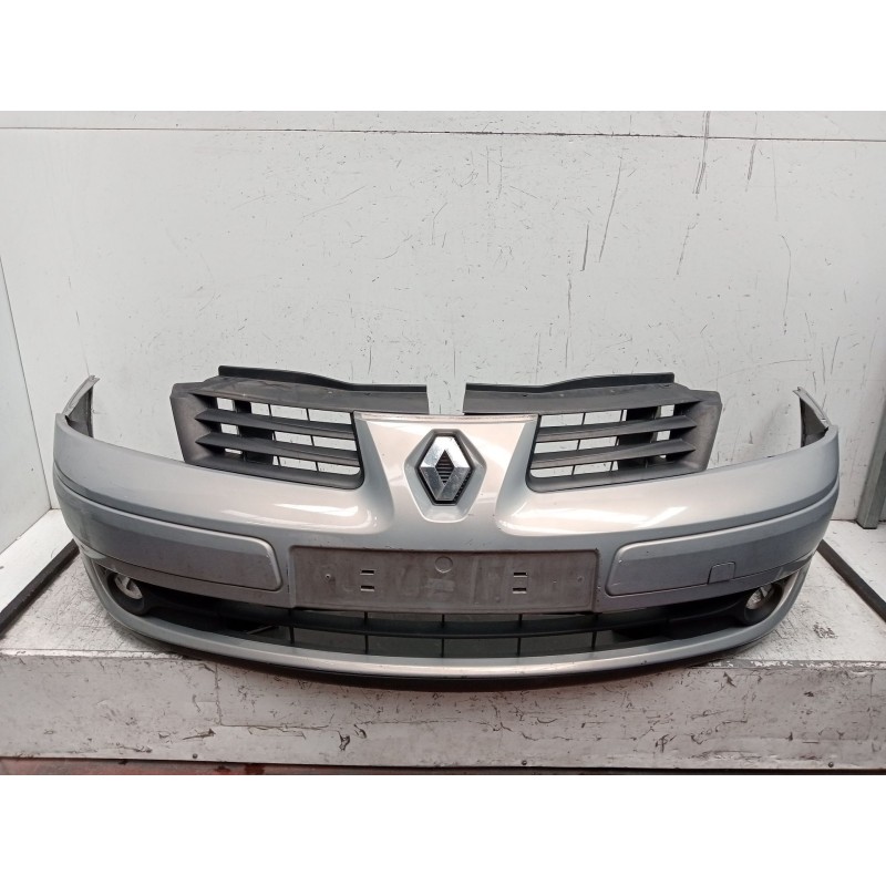 Recambio de paragolpes delantero para renault espace iv (jk0/1_) 2.0 dci (jk02, jk03) referencia OEM IAM   