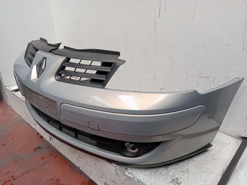 Recambio de paragolpes delantero para renault espace iv (jk0/1_) 2.0 dci (jk02, jk03) referencia OEM IAM   