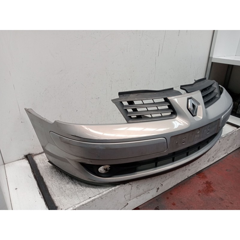 Recambio de paragolpes delantero para renault espace iv (jk0/1_) 2.0 dci (jk02, jk03) referencia OEM IAM   