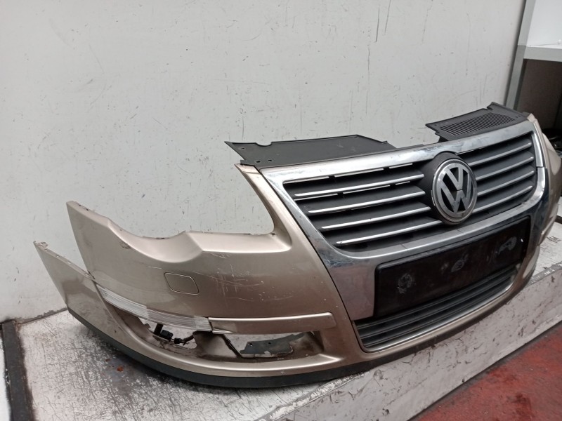 Recambio de paragolpes delantero para volkswagen passat b6 (3c2) 2.0 tdi 16v referencia OEM IAM   