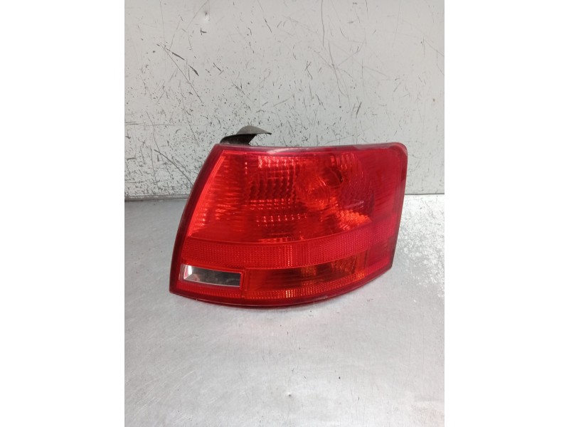 Recambio de piloto trasero derecho para audi a4 b7 avant (8ed) 2.0 tdi 16v referencia OEM IAM 8E9945096E 484002 2005