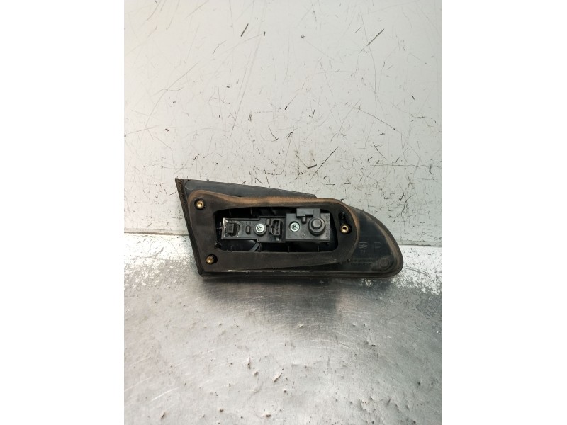 Recambio de piloto trasero derecho interior para seat ibiza iii (6l1) 1.9 tdi referencia OEM IAM   