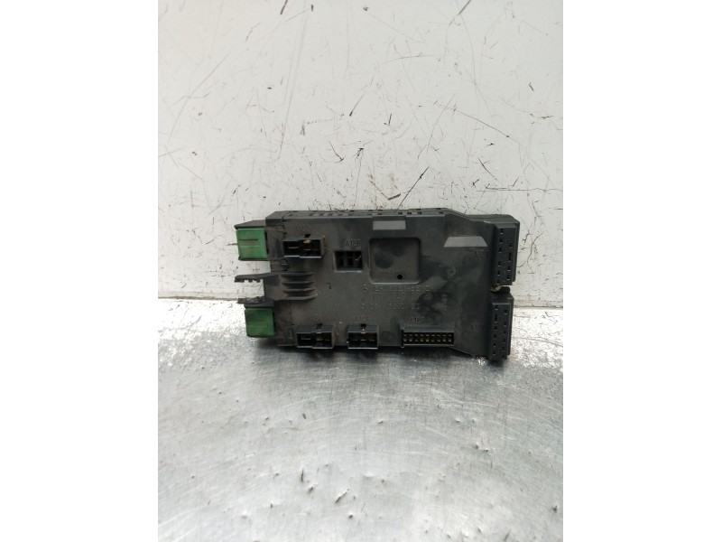 Recambio de caja reles / fusibles para mercedes-benz vito furgoneta (w638) 110 d 2.3 (638.074, 638.078) referencia OEM IAM 00054