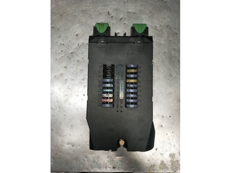 Recambio de caja reles / fusibles para mercedes-benz vito furgoneta (w638) 110 d 2.3 (638.074, 638.078) referencia OEM IAM 00054