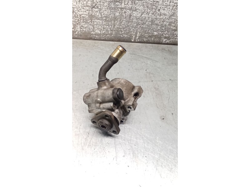 Recambio de bomba direccion para jeep cherokee (kj) 2.8 crd 4x4 referencia OEM IAM 52088712AC 26092828 01