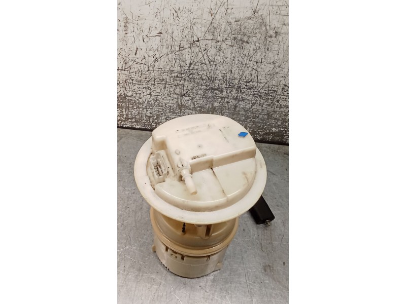 Recambio de bomba combustible para peugeot 406 (8b) 1.8 16v referencia OEM IAM 09732009900 9638028980 99