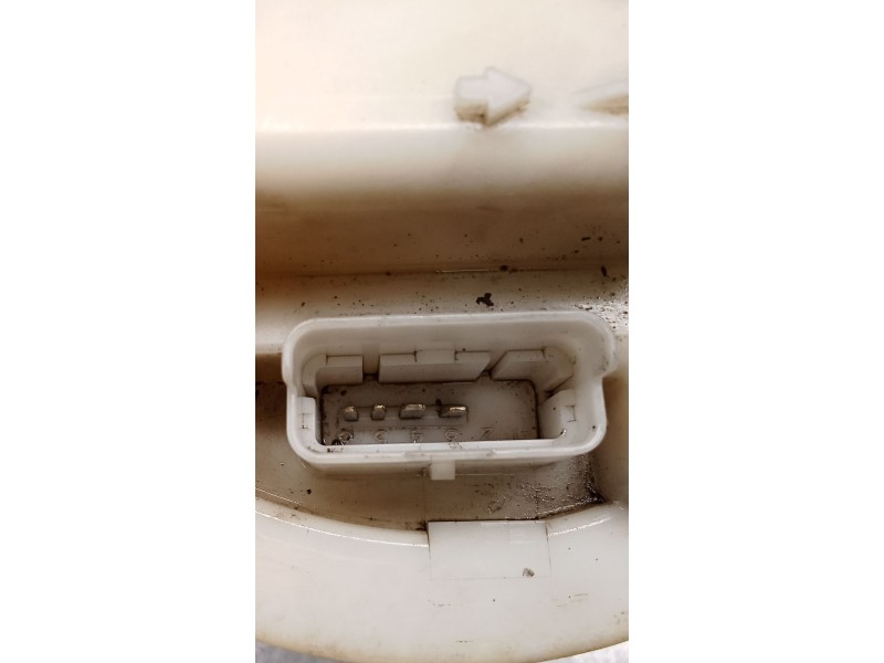 Recambio de bomba combustible para peugeot 406 (8b) 1.8 16v referencia OEM IAM 09732009900 9638028980 99