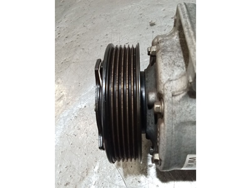 Recambio de compresor aire acondicionado para seat leon (1p1) 1.9 tdi referencia OEM IAM 1K0820859F 8681F 