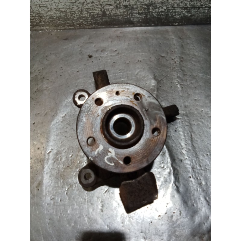 Recambio de mangueta delantera izquierda para mercedes-benz vito furgoneta (w638) 110 d 2.3 (638.074, 638.078) referencia OEM IA