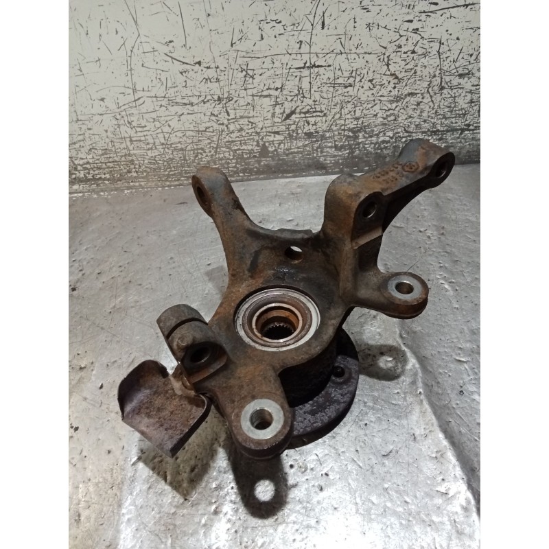 Recambio de mangueta delantera izquierda para mercedes-benz vito furgoneta (w638) 110 d 2.3 (638.074, 638.078) referencia OEM IA