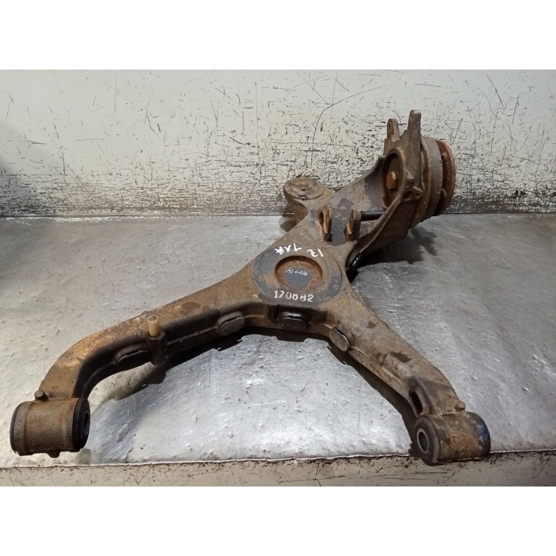 Recambio de mangueta trasera izquierda para mercedes-benz vito furgoneta (w638) 110 d 2.3 (638.074, 638.078) referencia OEM IAM 