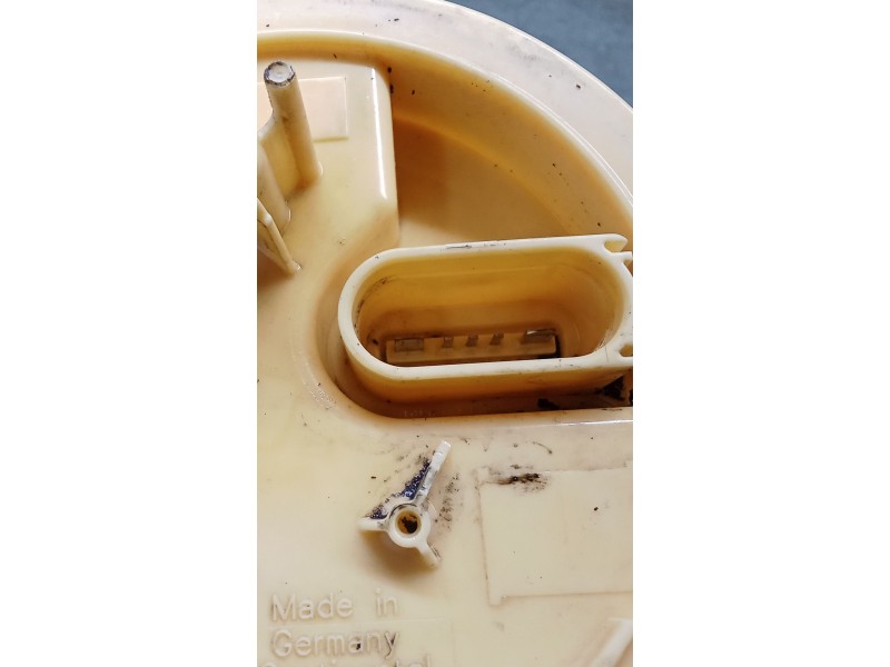 Recambio de bomba combustible para volkswagen passat b6 (3c2) 2.0 tdi 16v referencia OEM IAM   05