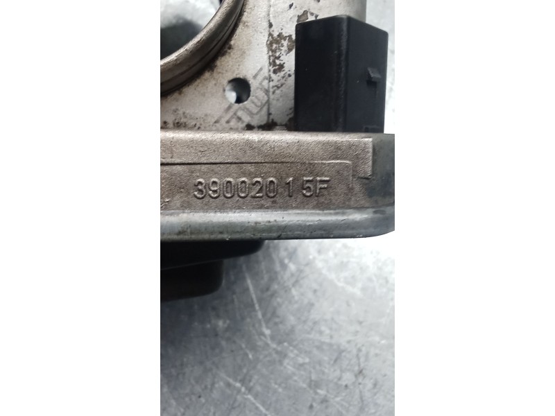 Recambio de caja mariposa para jeep cherokee (kj) 2.8 crd 4x4 referencia OEM IAM 39002015F  01