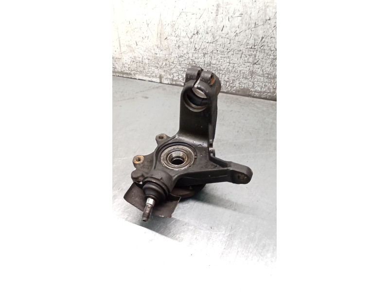 Recambio de mangueta delantera derecha para peugeot 406 (8b) 1.8 16v referencia OEM IAM   99