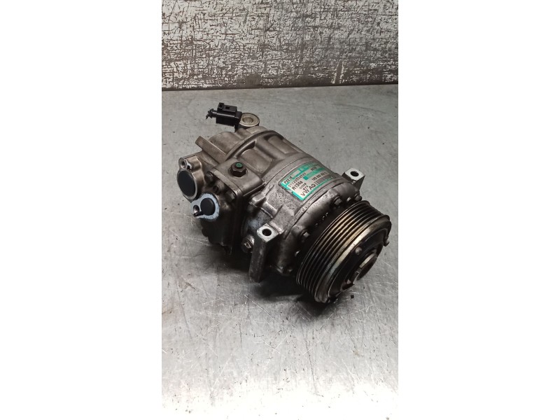 Recambio de compresor aire acondicionado para volkswagen passat b6 (3c2) 2.0 tdi 16v referencia OEM IAM 1K0820803Q 8676F 05
