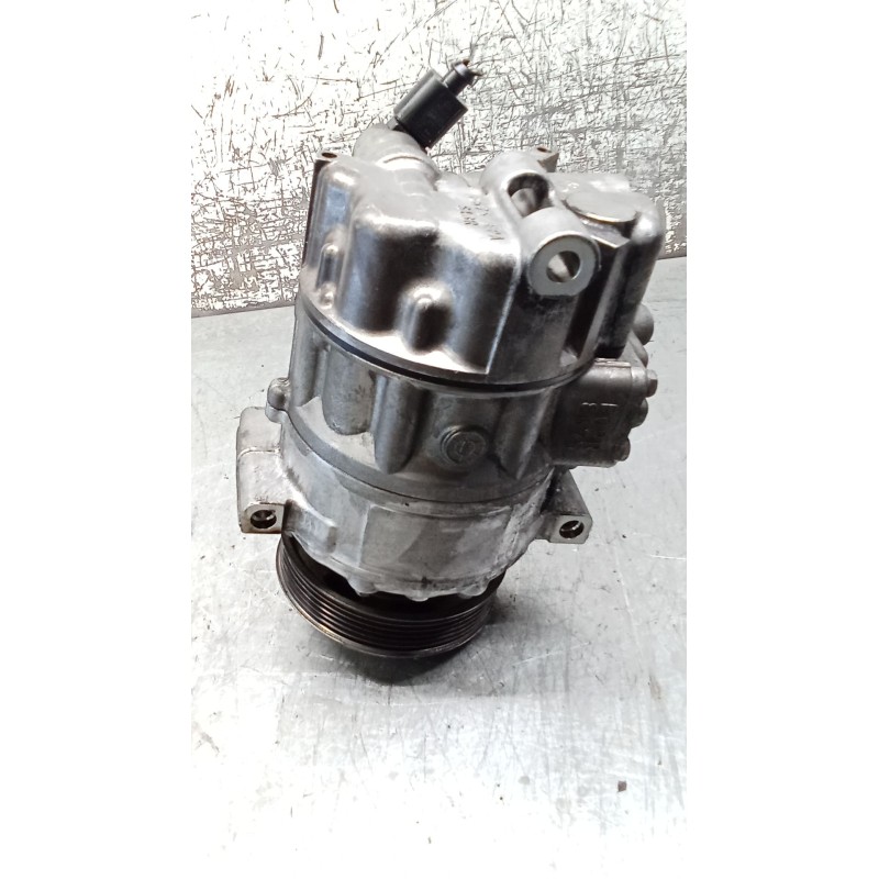 Recambio de compresor aire acondicionado para volkswagen passat b6 (3c2) 2.0 tdi 16v referencia OEM IAM 1K0820803Q 8676F 05