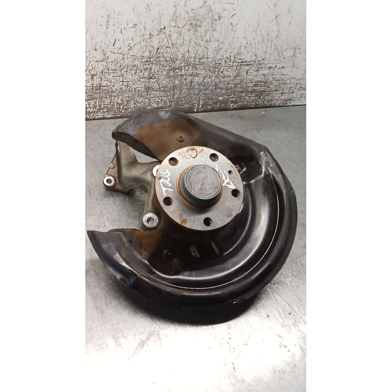 Recambio de mangueta trasera derecha para volkswagen passat b6 (3c2) 2.0 tdi 16v referencia OEM IAM   05
