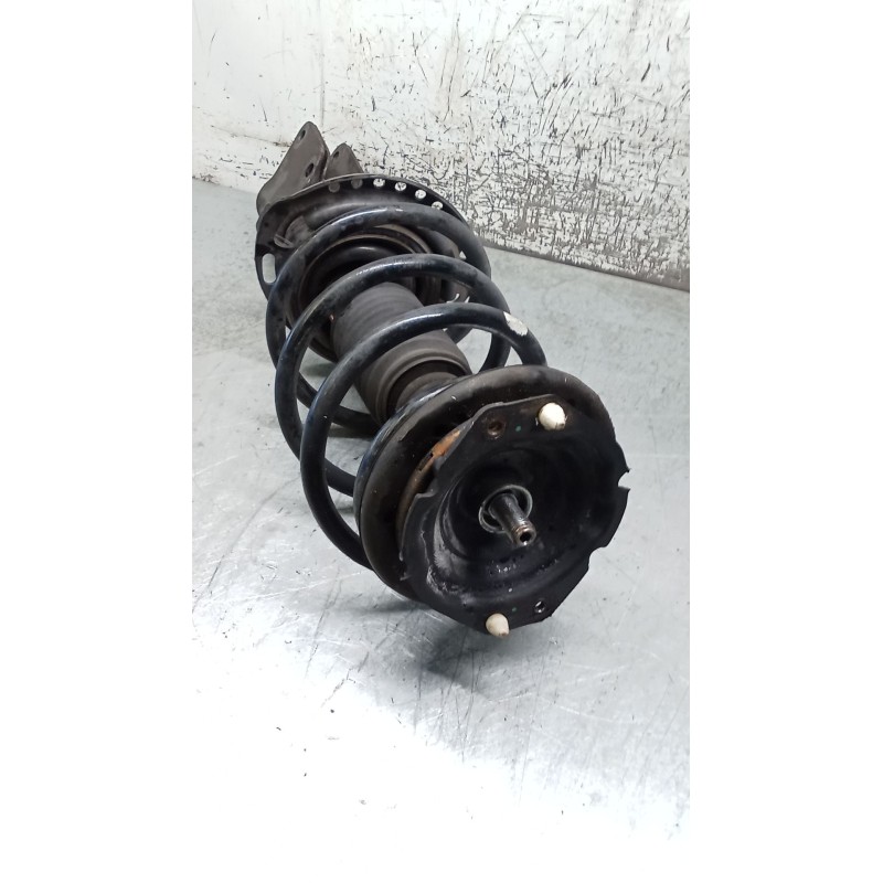 Recambio de amortiguador delantero izquierdo para renault espace iv (jk0/1_) 2.0 dci (jk02, jk03) referencia OEM IAM   06