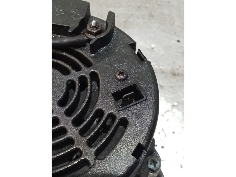 Recambio de alternador para mercedes-benz vito furgoneta (w638) 110 d 2.3 (638.074, 638.078) referencia OEM IAM 0123320047 01015