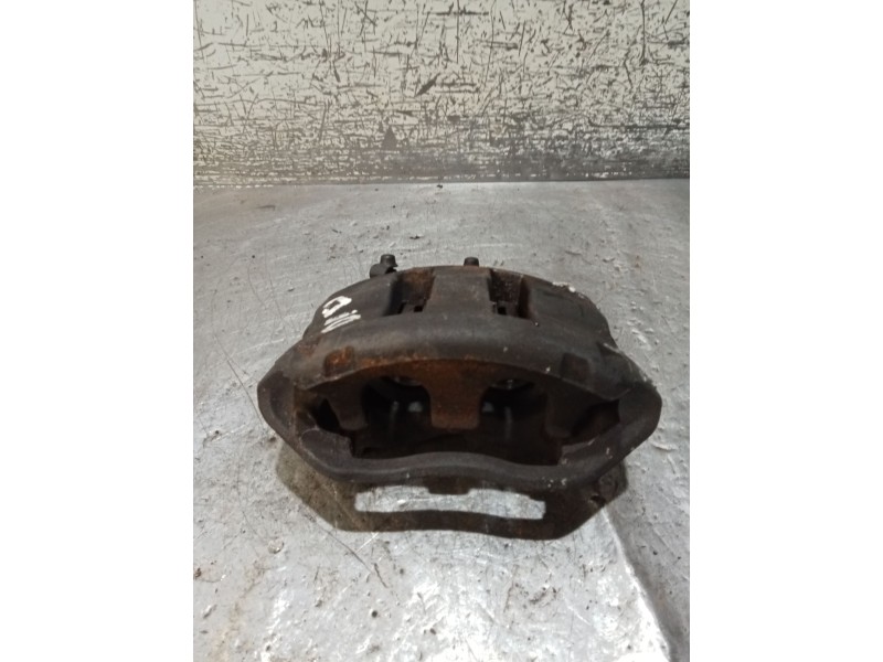 Recambio de pinza freno delantera derecha para renault master ii furgoneta (fd) 2.8 dti referencia OEM IAM   98