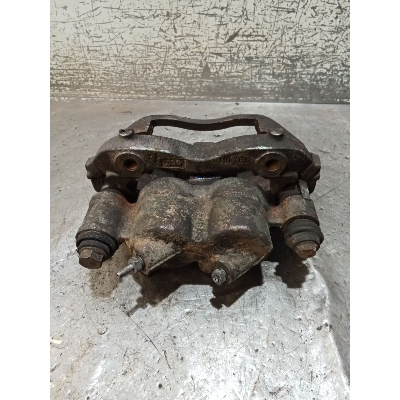 Recambio de pinza freno delantera derecha para renault master ii furgoneta (fd) 2.8 dti referencia OEM IAM   98