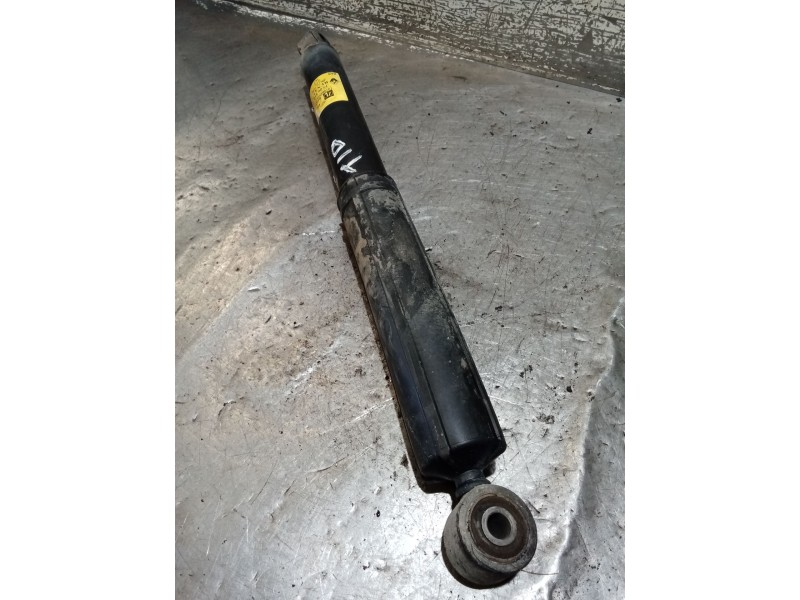 Recambio de amortiguador trasero derecho para renault master ii furgoneta (fd) 2.8 dti referencia OEM IAM 7700310740  98