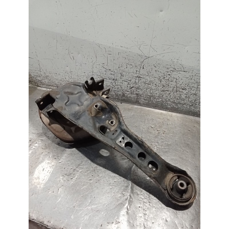 Recambio de mangueta trasera izquierda para mitsubishi carisma (da_) 1.8 16v gdi (da2a) referencia OEM IAM   99