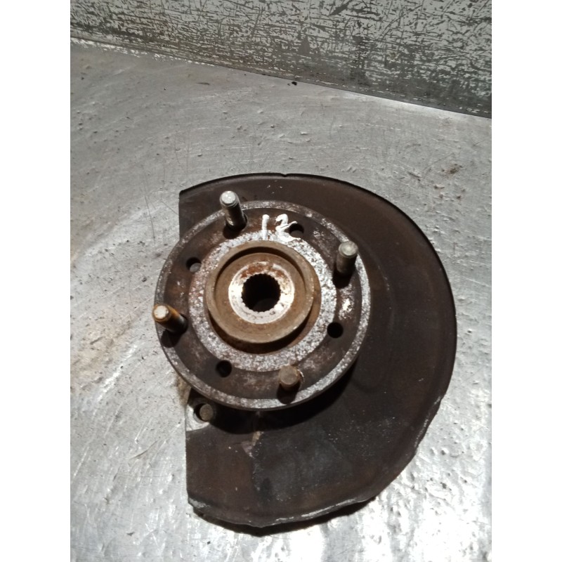 Recambio de mangueta delantera izquierda para mitsubishi carisma (da_) 1.8 16v gdi (da2a) referencia OEM IAM   99