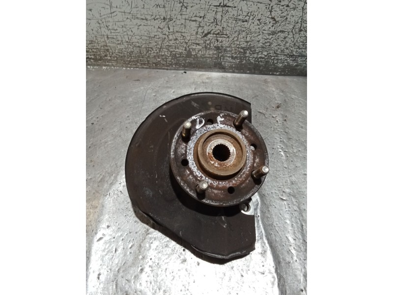 Recambio de mangueta delantera derecha para mitsubishi carisma (da_) 1.8 16v gdi (da2a) referencia OEM IAM   99
