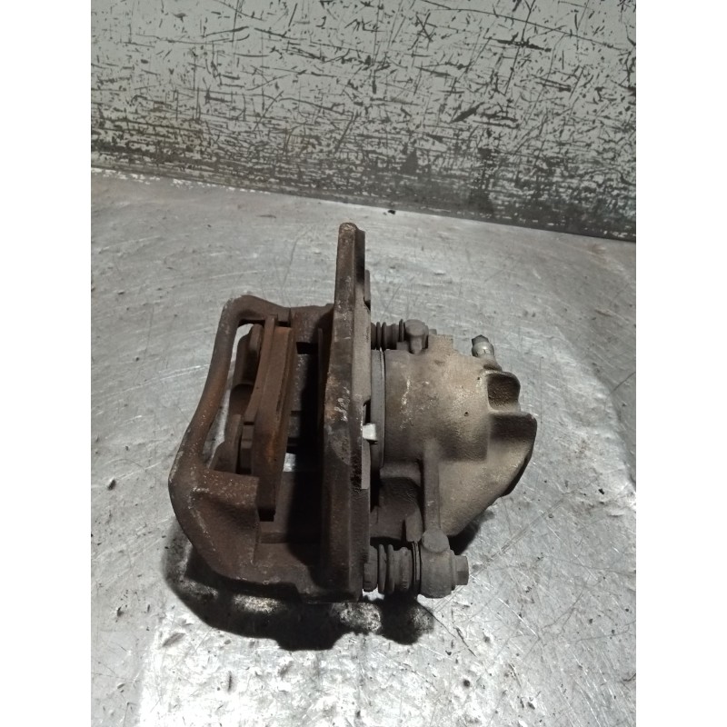 Recambio de pinza freno delantera izquierda para mitsubishi carisma (da_) 1.8 16v gdi (da2a) referencia OEM IAM   99