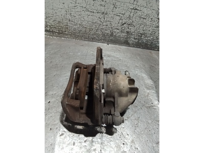 Recambio de pinza freno delantera izquierda para mitsubishi carisma (da_) 1.8 16v gdi (da2a) referencia OEM IAM   99