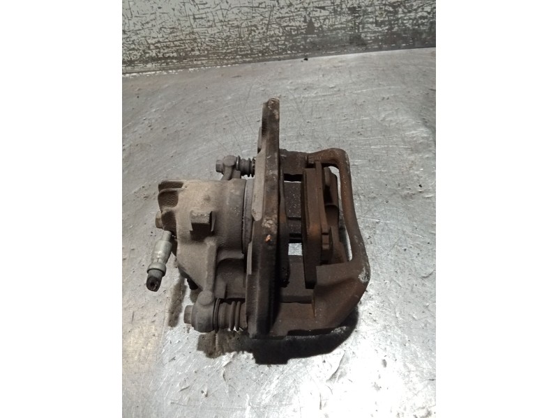 Recambio de pinza freno delantera izquierda para mitsubishi carisma (da_) 1.8 16v gdi (da2a) referencia OEM IAM   99